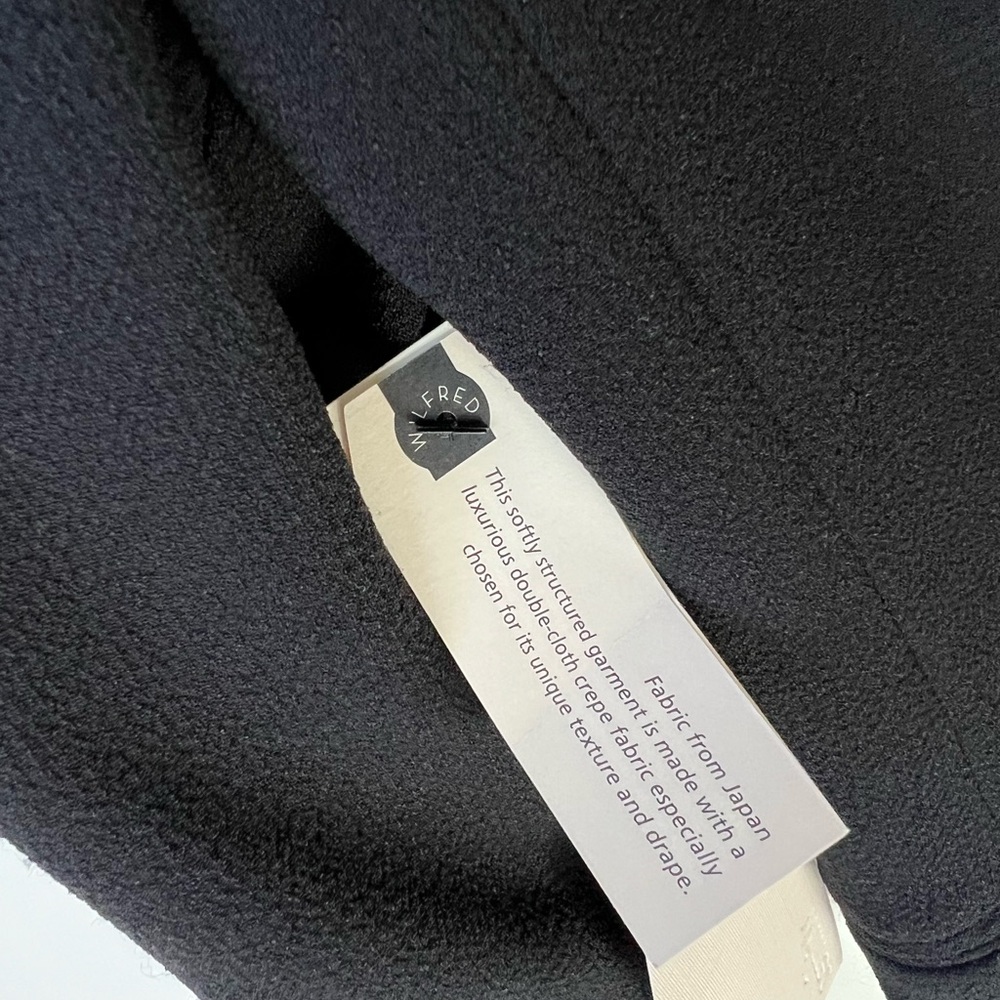 NWOT Aritzia Wildfred Black Exquis Crepe Blazer 2 - Picture 10 of 13